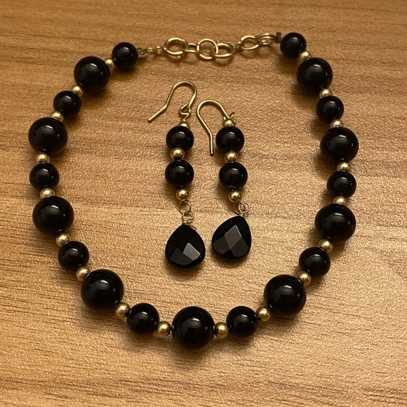 Gorgeous 14K gold and onyx bead necklace bracelet and earrings set - Picture 3 of 11